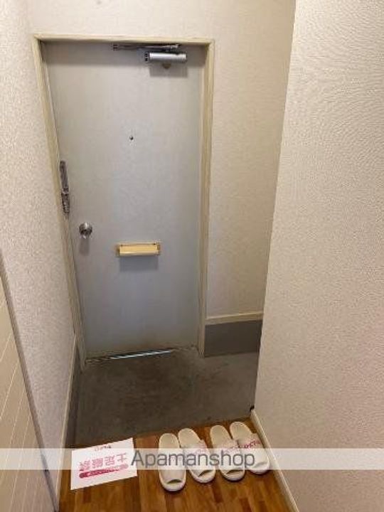 岐阜県岐阜市須賀3丁目の賃貸アパートの玄関