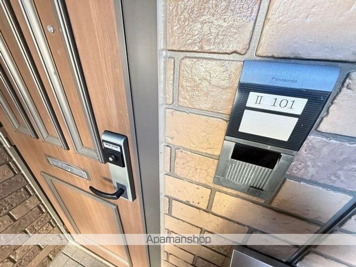 ポラリスⅡ101の内装