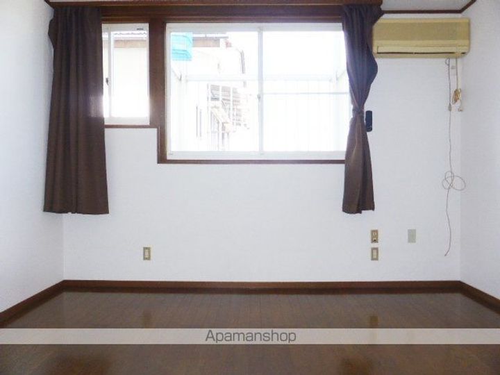 長野県長野市大字稲葉日詰の賃貸アパートの内装