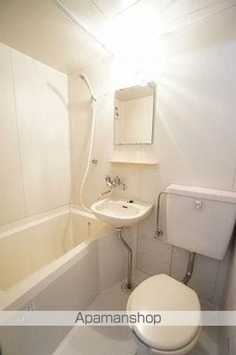 ウォールデン御門台A101の風呂