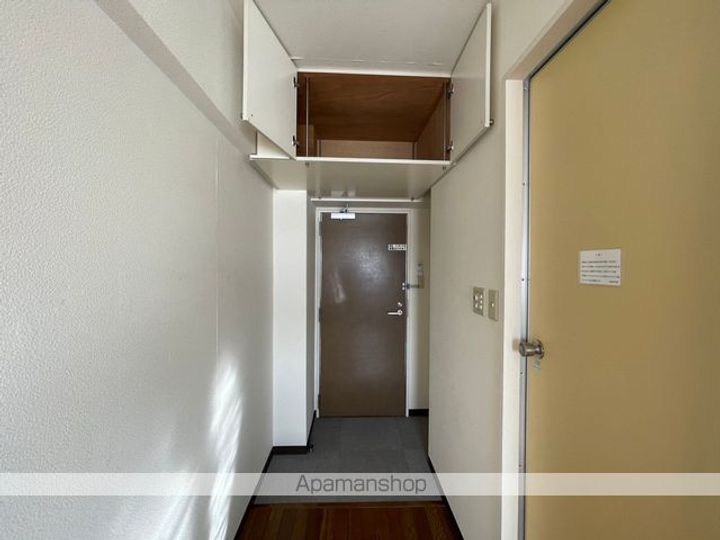 鳳乃舞雄飛が丘409の玄関