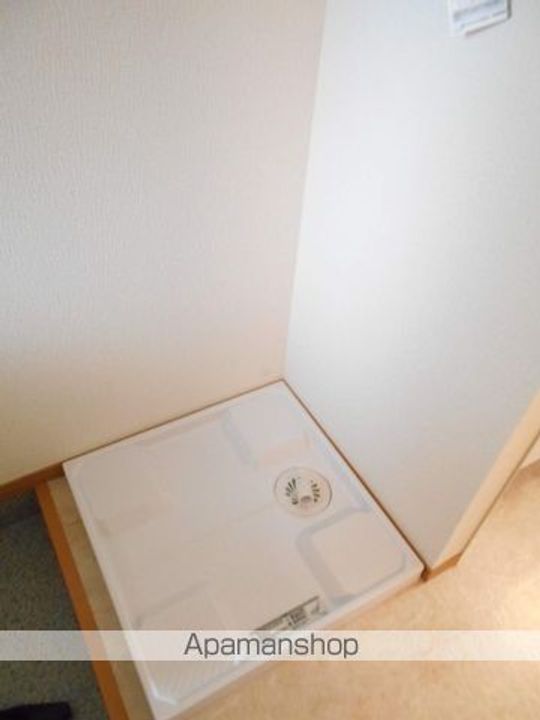 東京都日野市神明1丁目の賃貸アパートの内装