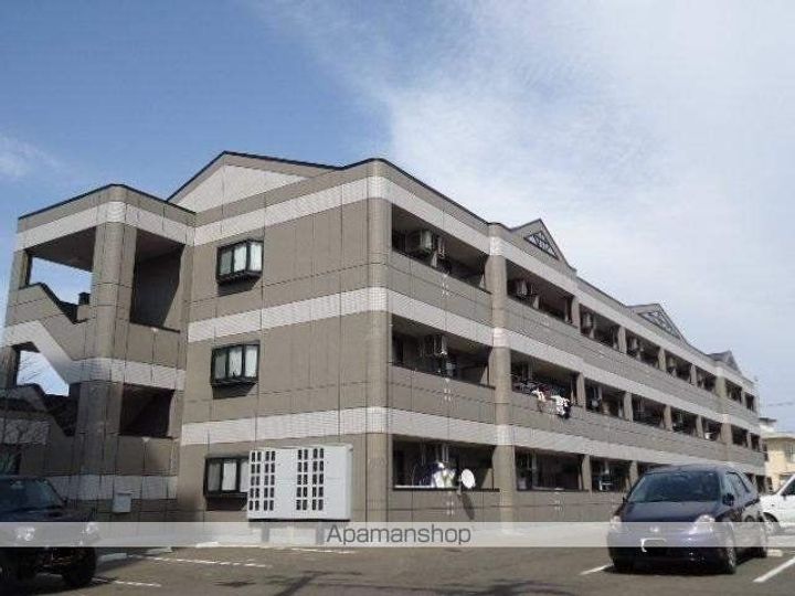 宮城県岩沼市館下2丁目の賃貸マンションの外観
