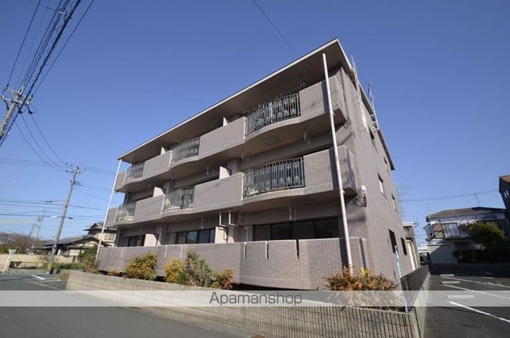 ルミエール101の外観