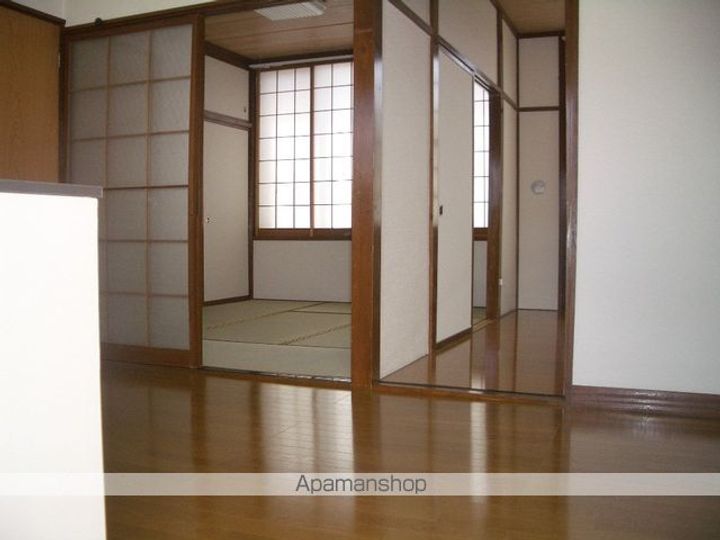 アイミヤの内装