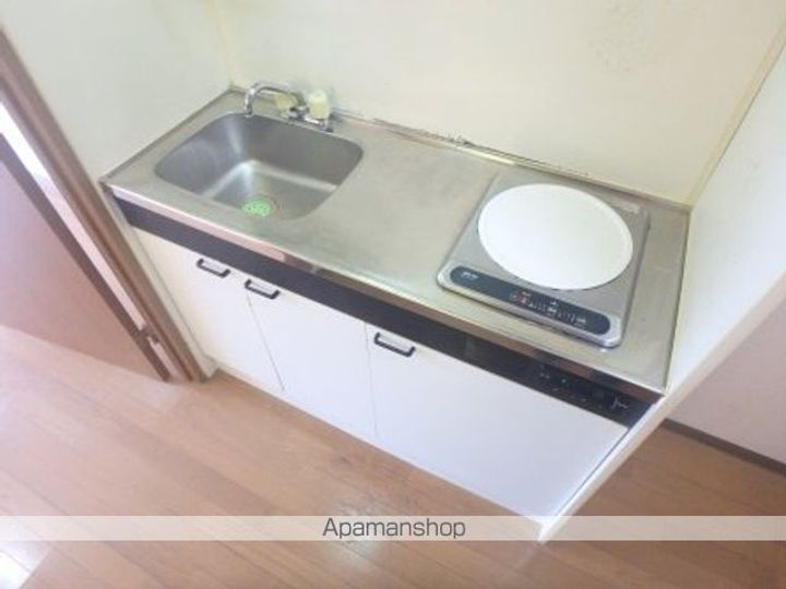 LILY−BE北沢の内装