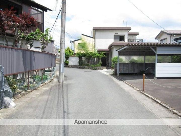 サンシティ山岸102の周辺