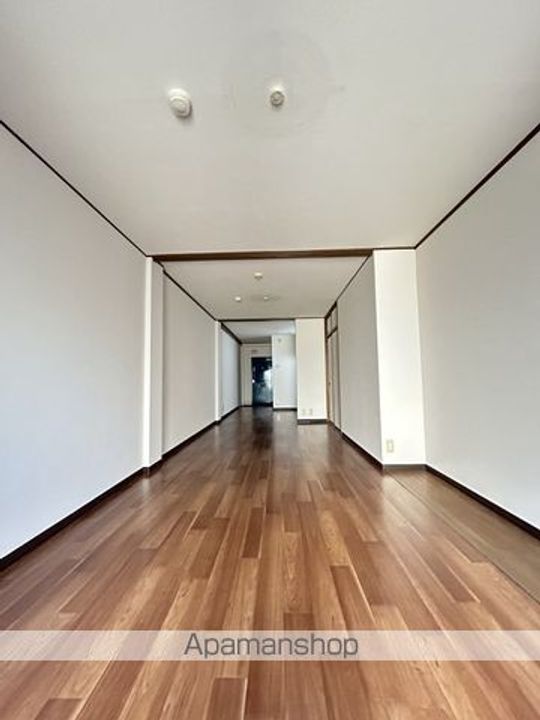 ナショナルマンション202の内装