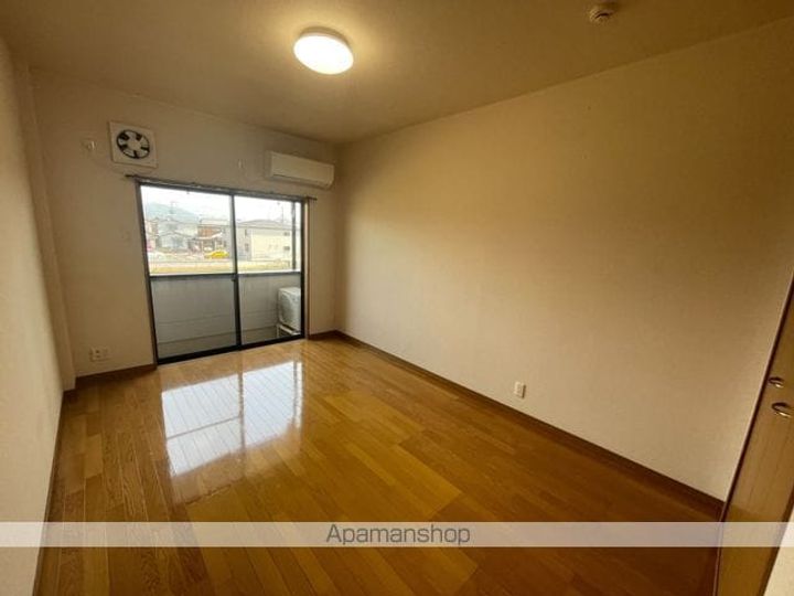 ワンルーム友18の内装