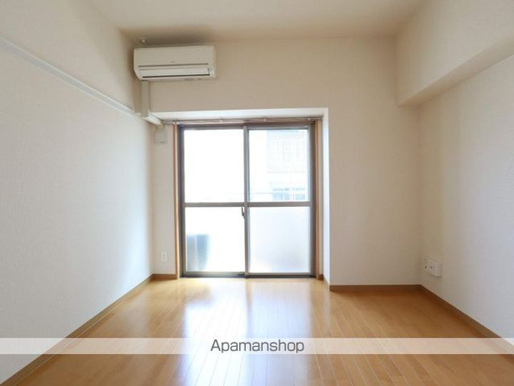 シティライフ今池の居間