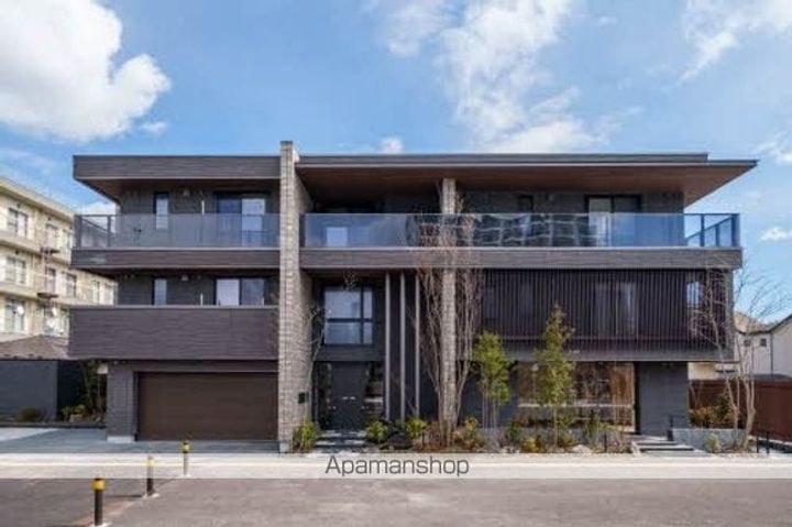 WAKURAS堰場105の外観