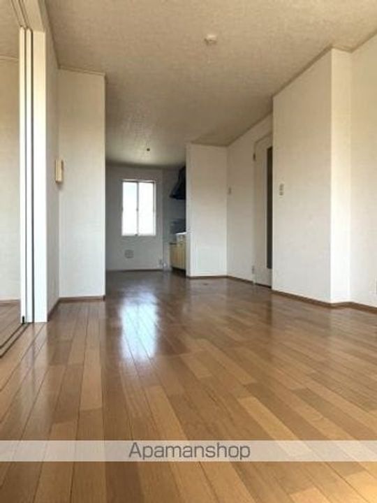 サンモールⅡ201の居間