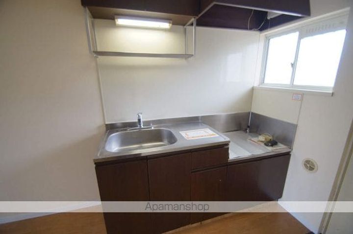 桜下ハイツ B棟202のキッチン
