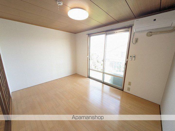 ジュネス追分の内装