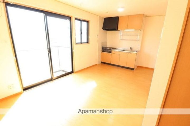 ネオフリーコスモの居間