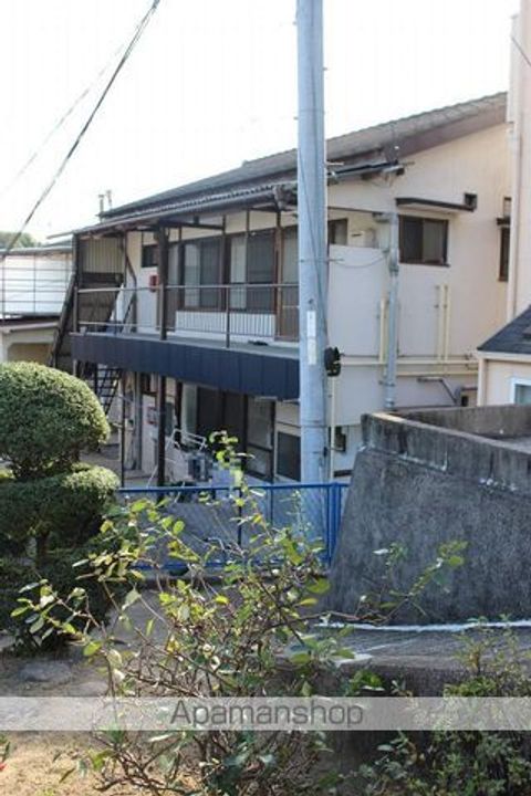広島県尾道市栗原町の賃貸アパートの外観