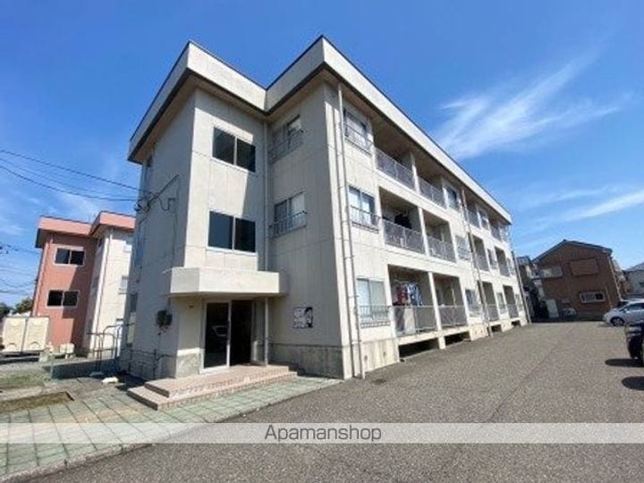 レジデンス中山の外観