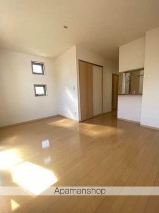 ランウェイの居間