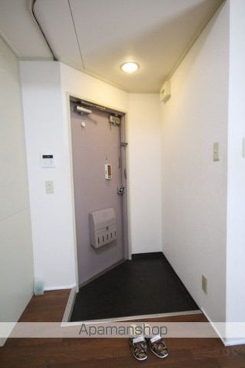 キャロル豊中本町の玄関