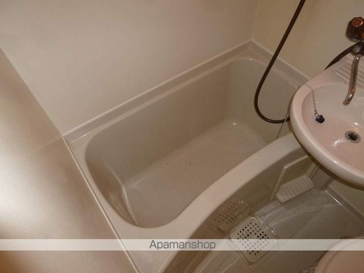 滋賀県大津市杉浦町の賃貸アパートの風呂
