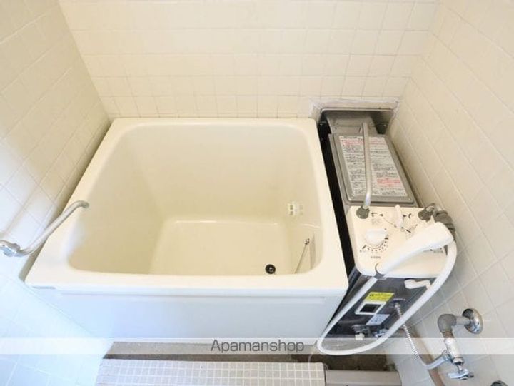 東海伸銅ビル302の内装