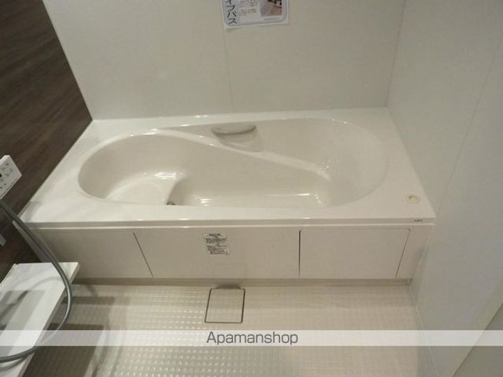 岡山県岡山市北区平野の賃貸アパートの風呂