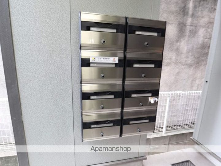 愛知県名古屋市千種区千種2丁目の賃貸アパート102の外観