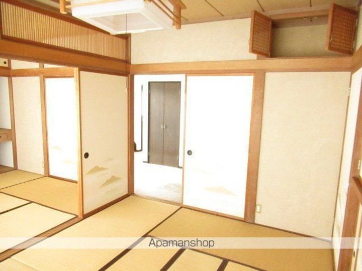 岩手県盛岡市山岸3丁目(一戸建)の賃貸物件戸建ての居間