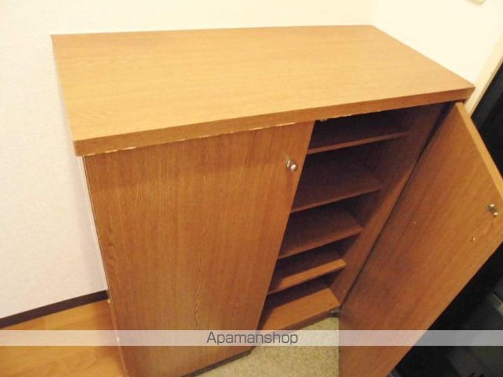 クープル幸の内装