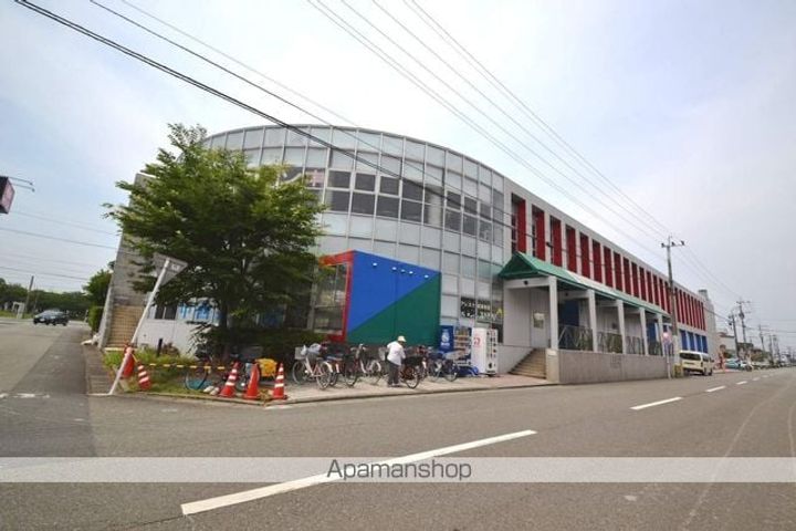 熊本県八代市横手新町の賃貸アパートの周辺