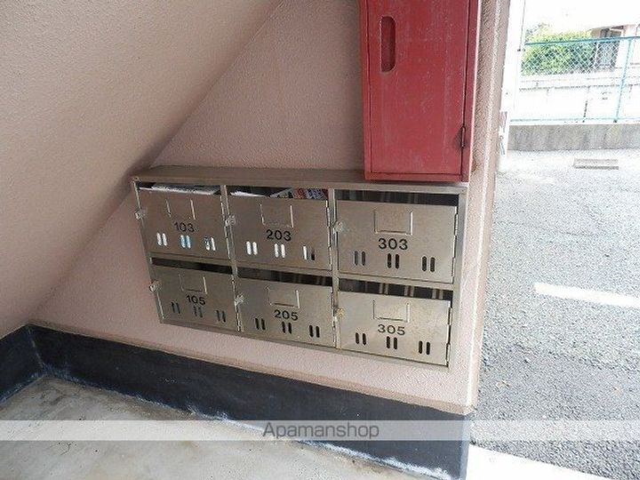 メゾンスーブニール102の外観