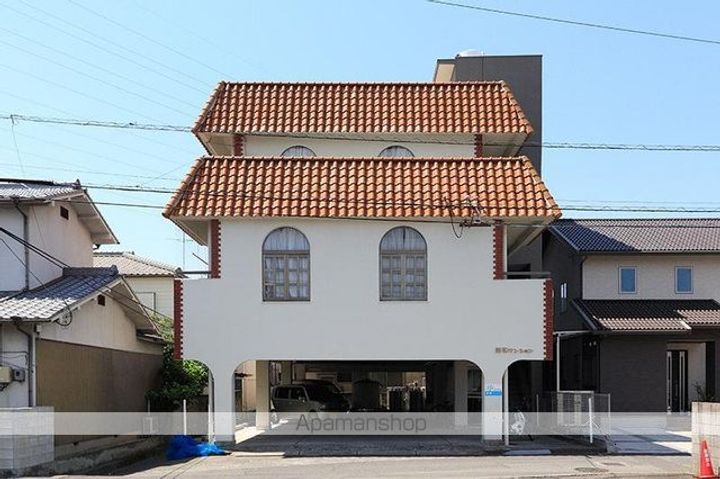 香川県高松市太田下町の賃貸アパートの外観