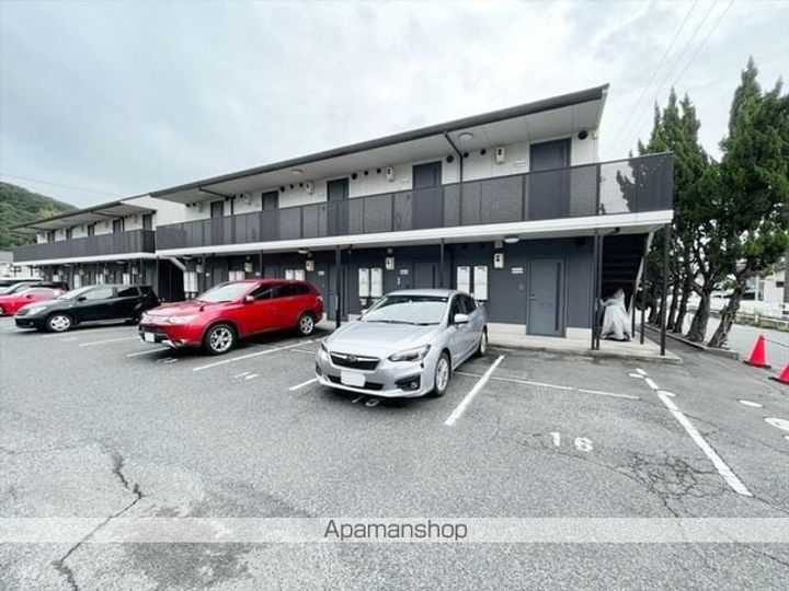 ノースヴェレッジ A棟の外観