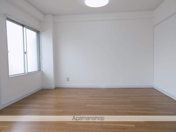 五丁目ハイツB3の居間