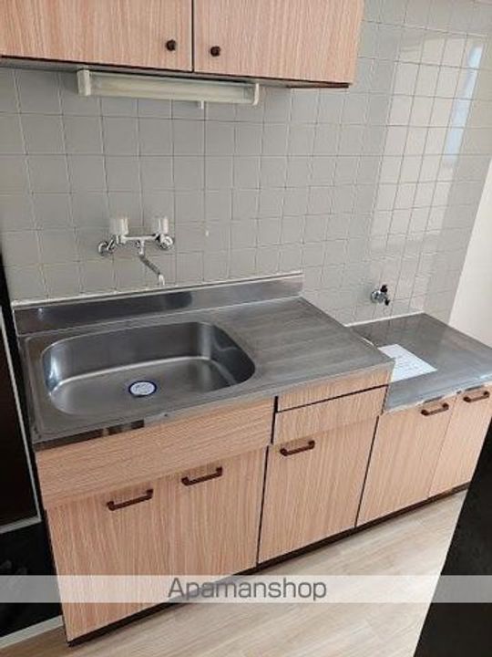 アリス岩沼第二A棟207のキッチン