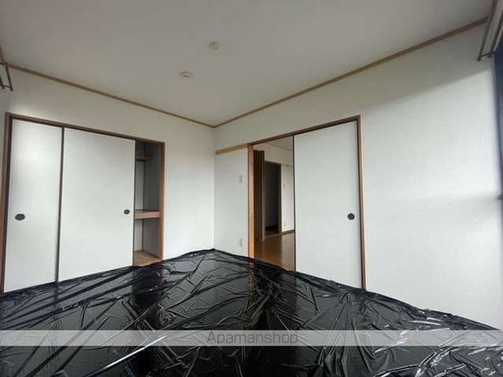 ロイヤルシャトー今泉Bの内装