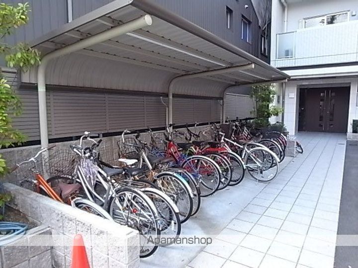 ホワイトクレストの外観