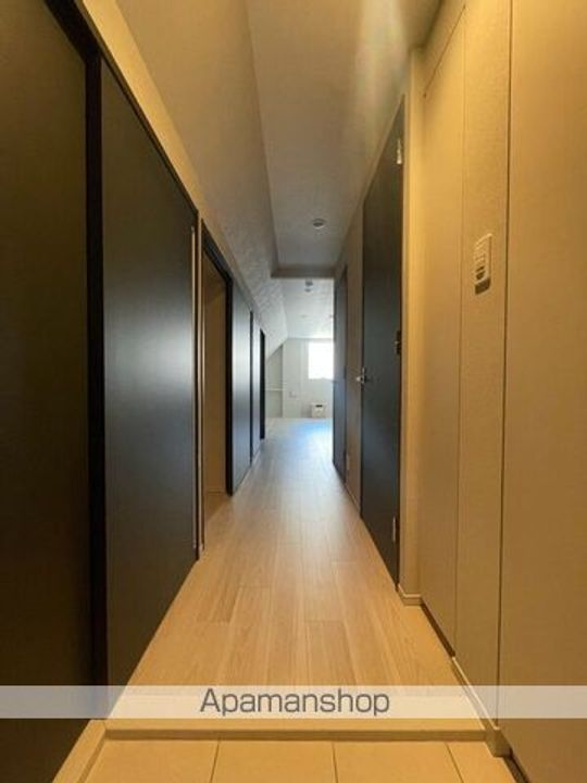 ルミークアン上原 (LUMIEC UN UEHARAの玄関