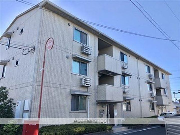 ヴァンサンカン102の外観