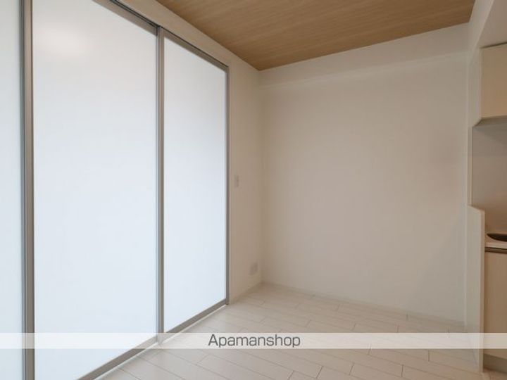 愛知県名古屋市中区伊勢山2丁目の賃貸マンションの内装