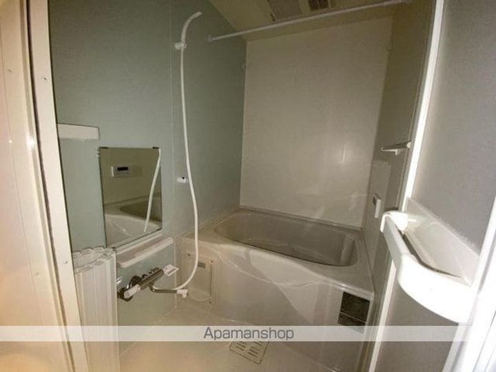 クレア・ド・ルーンの風呂