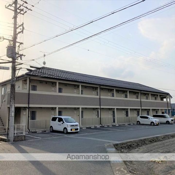 滋賀県甲賀市水口町的場の賃貸アパートの外観
