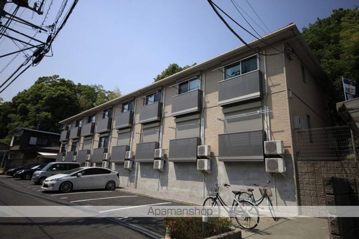 ラ・シエスト108号室の外観