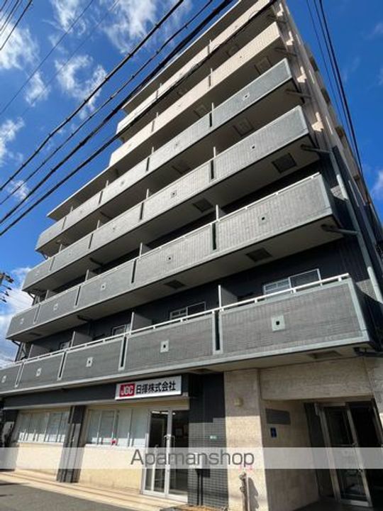 クリアグランの外観