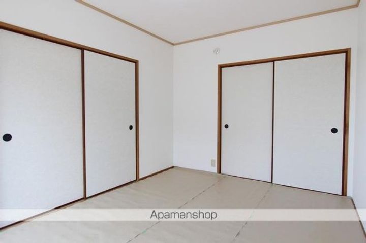 香川県高松市多肥上町の賃貸アパートの内装