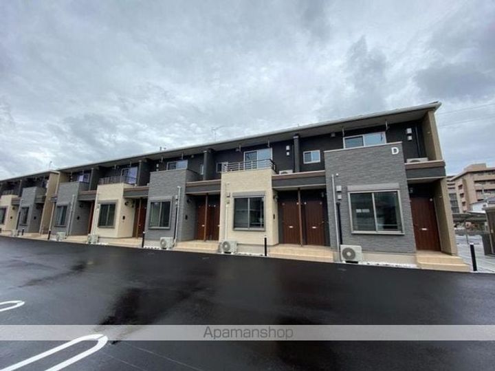 香川県高松市木太町の賃貸アパートの外観