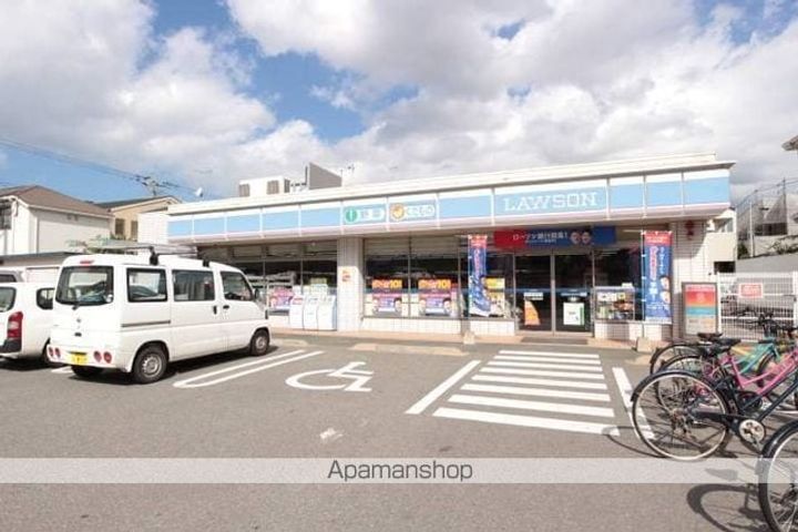 クイーンズ九大前の周辺