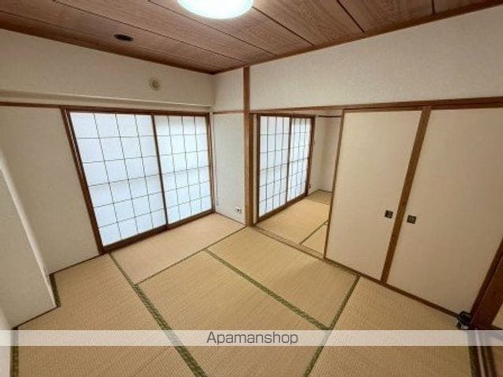 アワヤママンションの内装