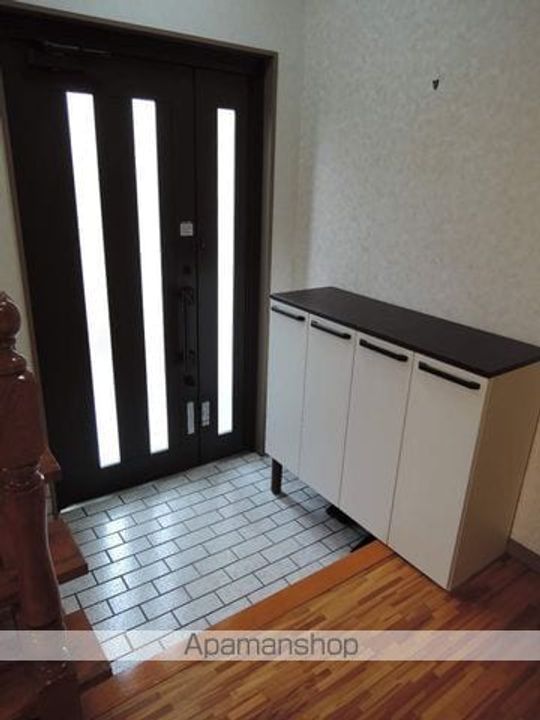 大阪府泉北郡忠岡町高月北2丁目(一戸建)の賃貸物件戸建ての玄関