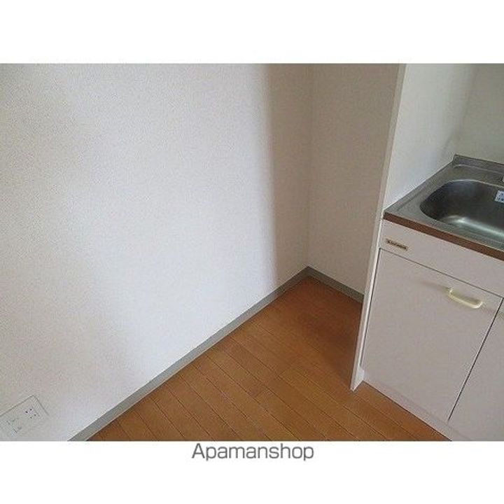 東京都葛飾区西亀有3丁目の賃貸マンションの内装